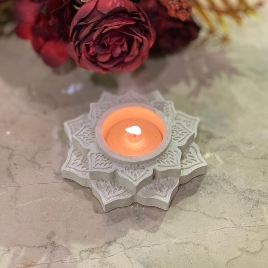 Leaf Pattern candle holder
