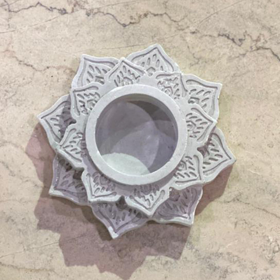 Leaf Pattern candle holder