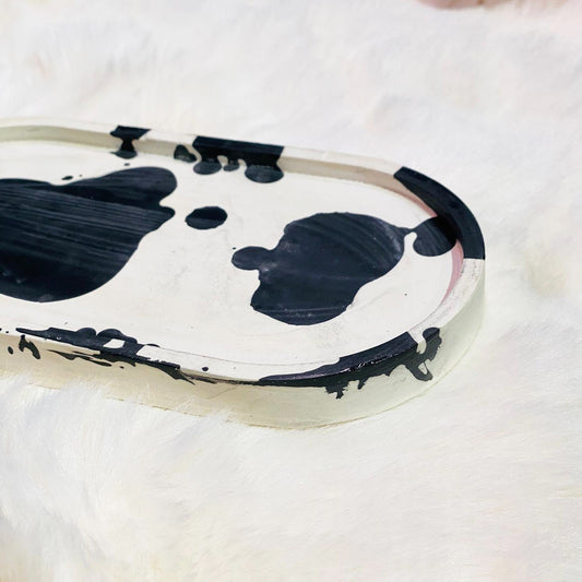 Black & White Oval Tray
